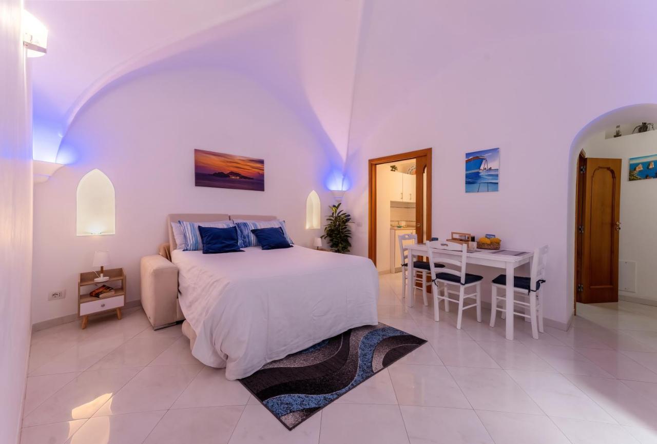 Suite Posterus 5 Capri Exterior photo