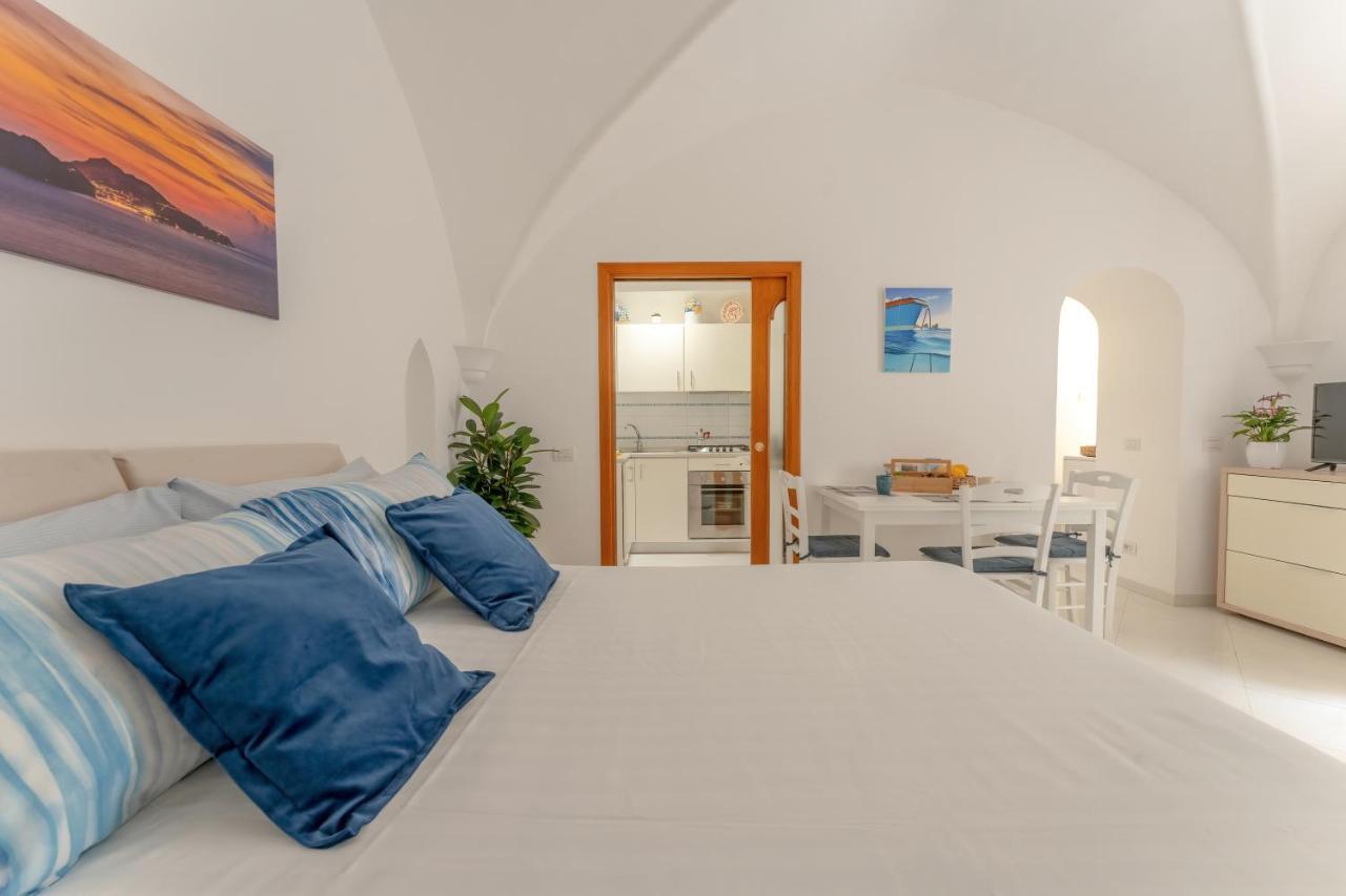 Suite Posterus 5 Capri Exterior photo